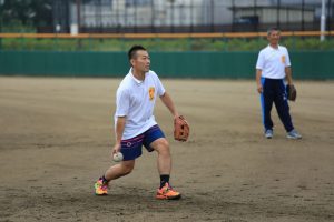 華麗なフォームから繰り出される剛速球・・・